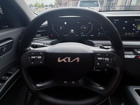 Used 2024 Kia EV9 Wind AWD/4WD image 18