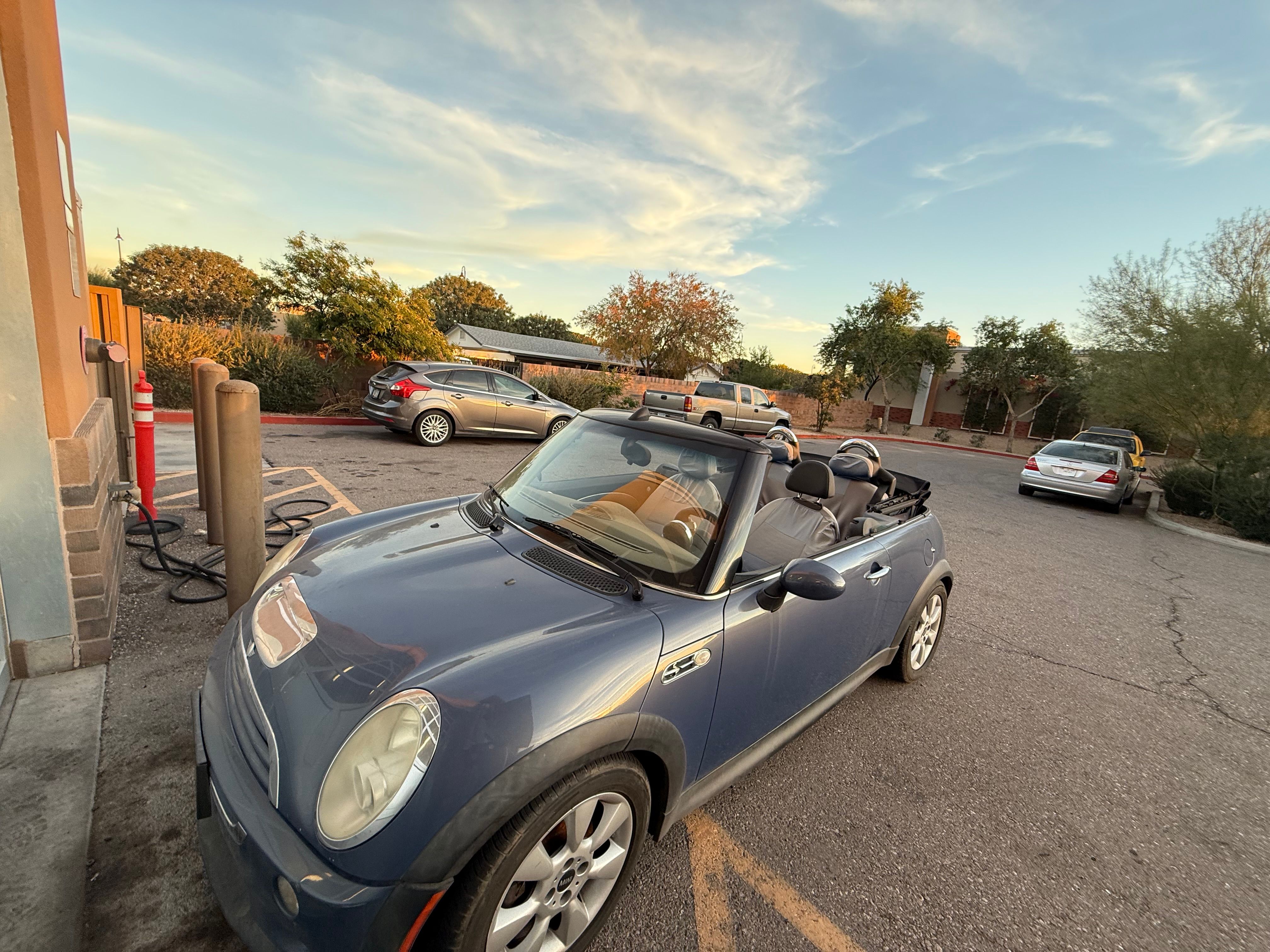 Used 2006 MINI Cooper S FWD image 2