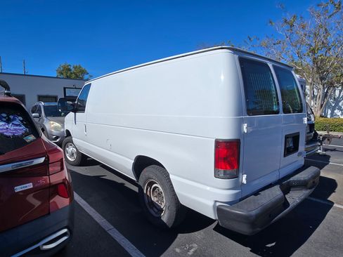 Used 2013 Ford E-150 and Econoline 150 image 5