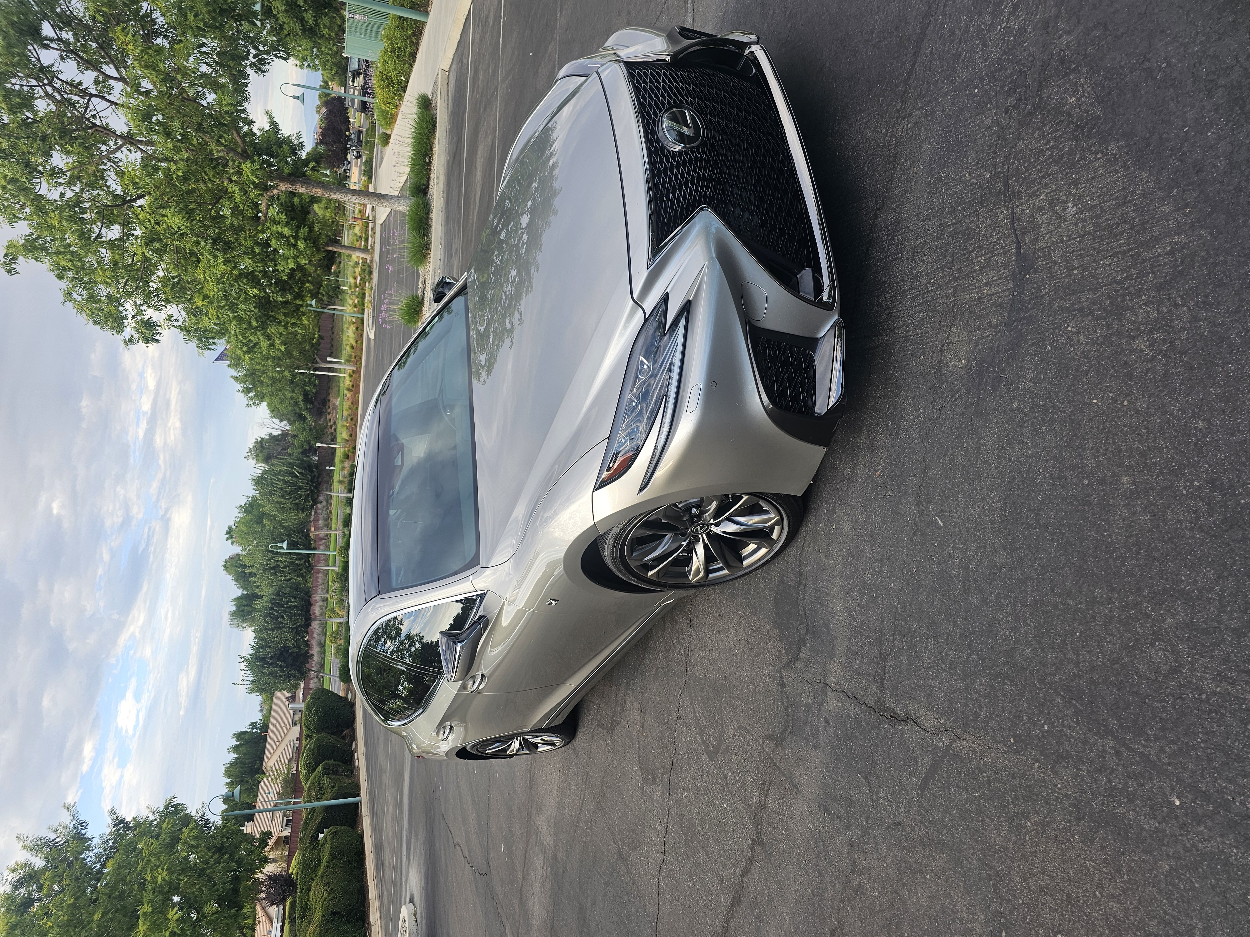 Used 2018 Lexus LS 500 F Sport w/ Cold Weather Package (CK) RWD image 1