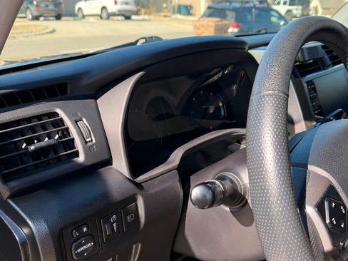 Used 2020 Toyota 4Runner SR5 Premium w/ Moonroof Package image 21