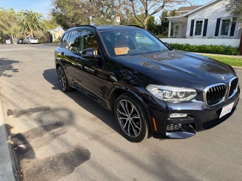 Used 2018 BMW X3 xDrive30i w/ M Sport Package image 12