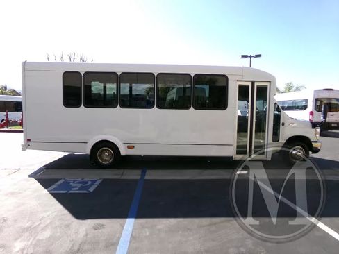 Used 2019 Ford E-450 and Econoline 450 Super Duty w/ Shuttle Bus Prep Package image 2