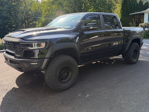 Used 2025 RAM 1500 RHO w/ RHO Level 1 Equipment Group AWD/4WD image 4