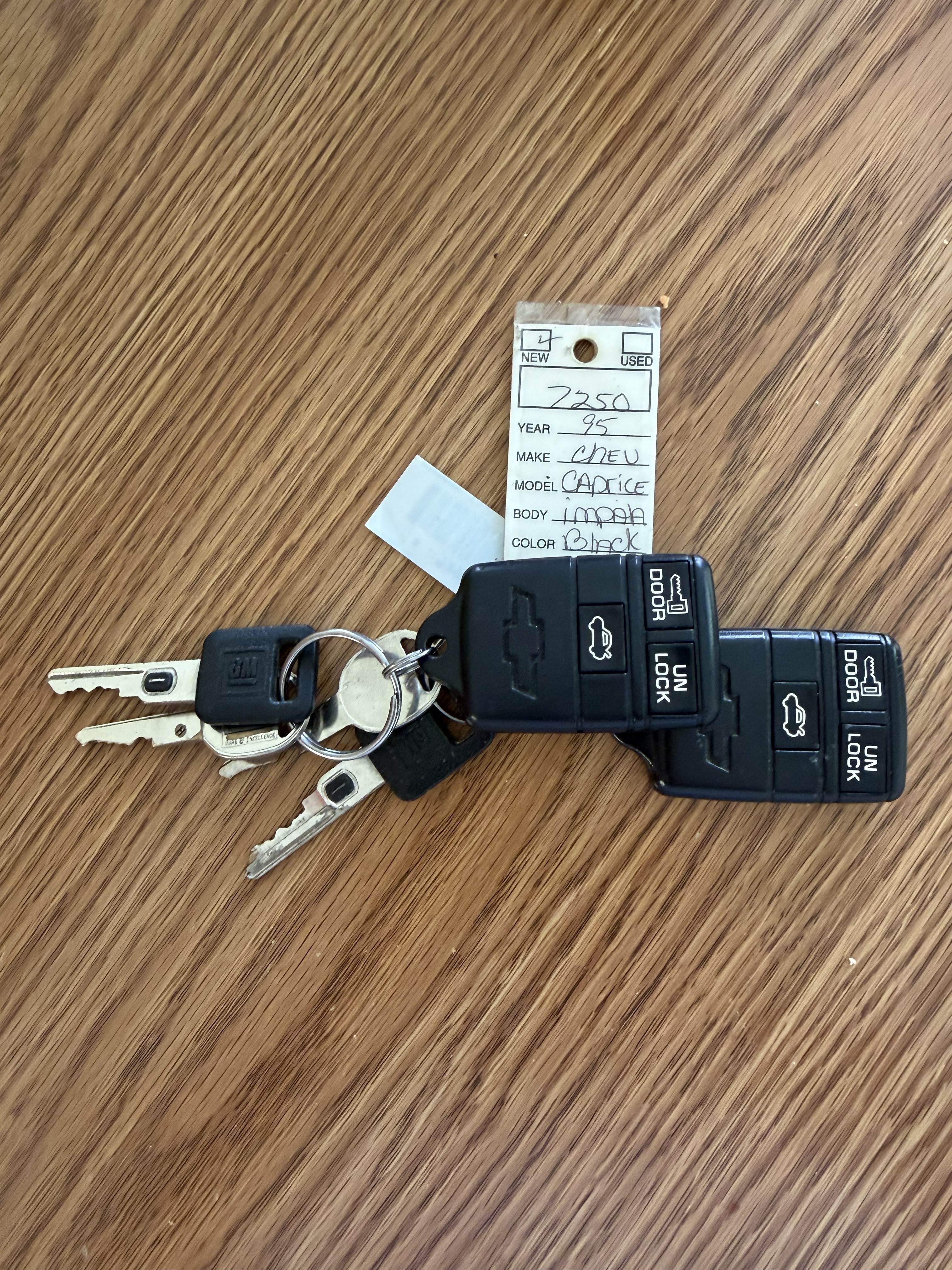 Used 1995 Chevrolet Impala SS RWD image 17