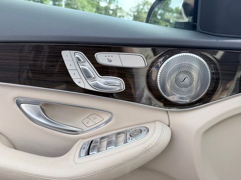 Used 2017 Mercedes-Benz C 300 Sedan image 16