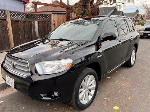 Used 2009 Toyota Highlander Limited image 1