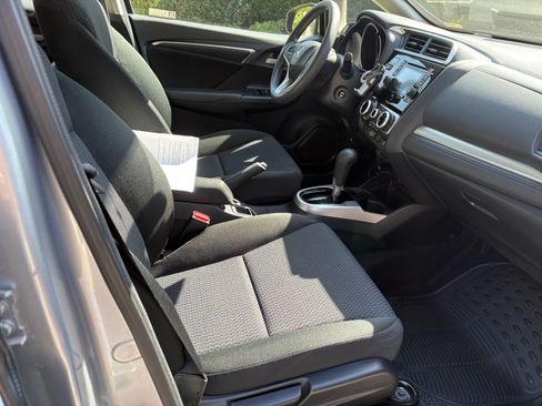 Used 2019 Honda Fit LX image 12