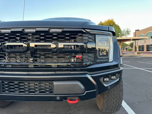 Used 2023 Ford F150 Raptor w/ Equipment Group 802A Raptor R AWD/4WD image 11
