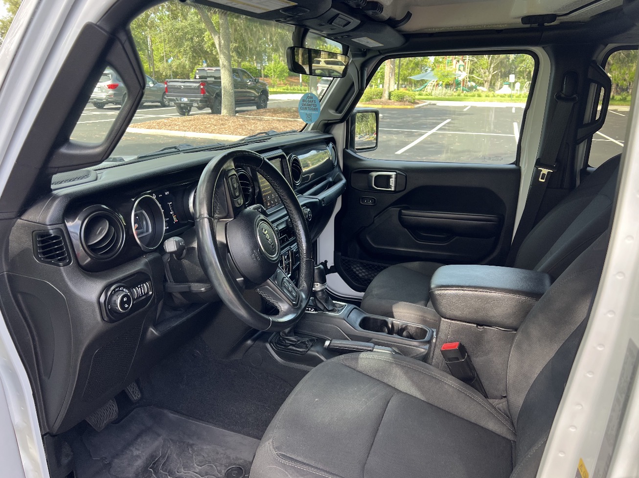 Used 2020 Jeep Gladiator Sport AWD/4WD image 6