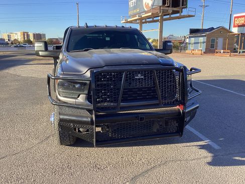 Used 2023 RAM 3500 Big Horn w/ Night Edition image 2