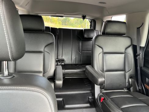 Used 2018 Chevrolet Tahoe Premier image 28