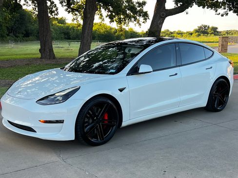 Used 2022 Tesla Model 3 Performance AWD/4WD image 2