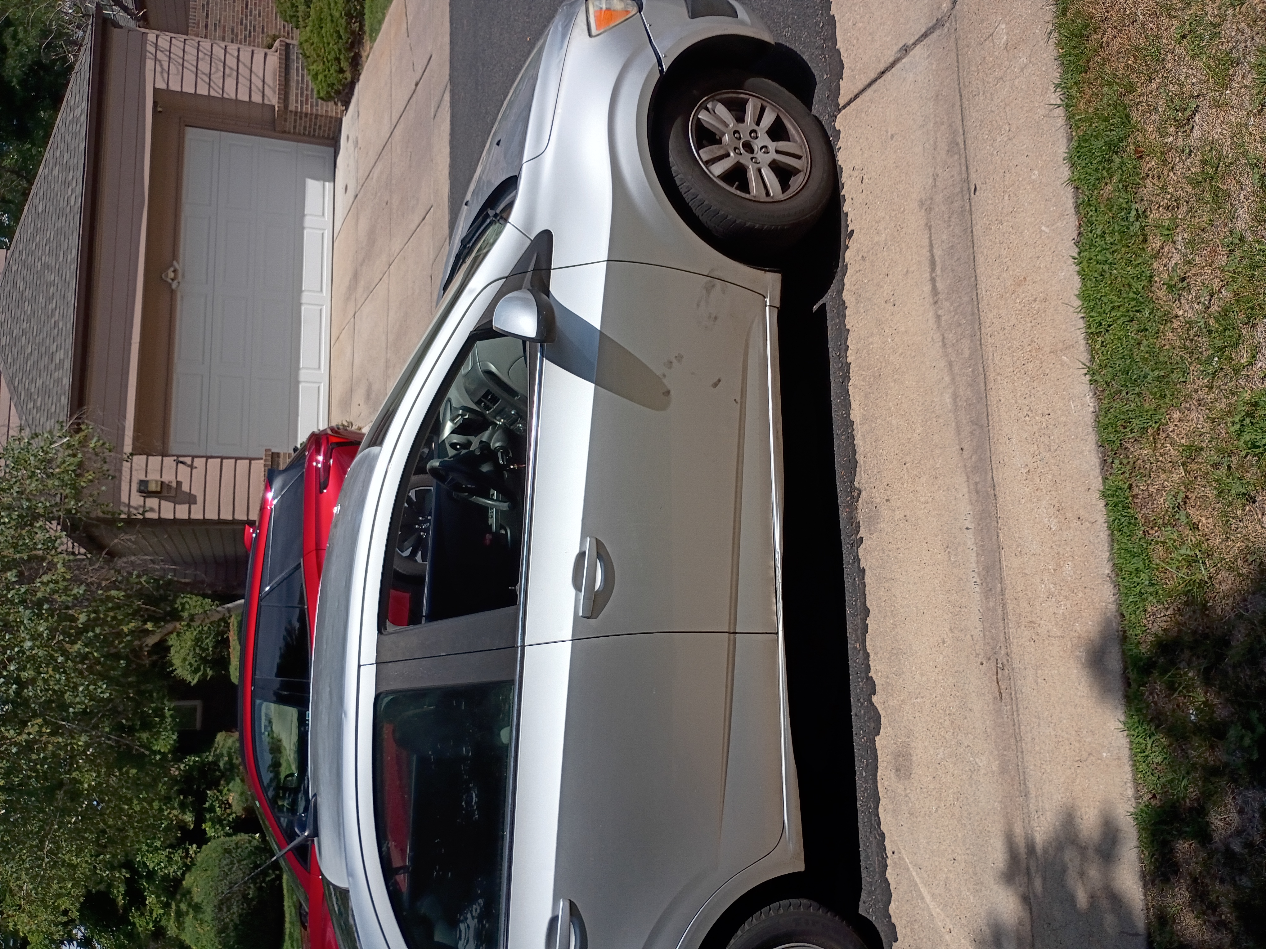 Used 2012 Chevrolet Sonic LT FWD image 2