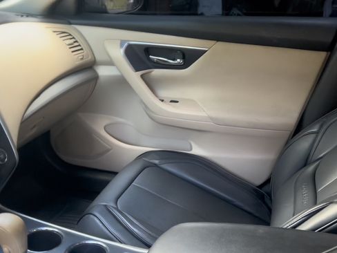 Used 2015 Nissan Altima 2.5 S w/ Power Driver Seat Package FWD image 8