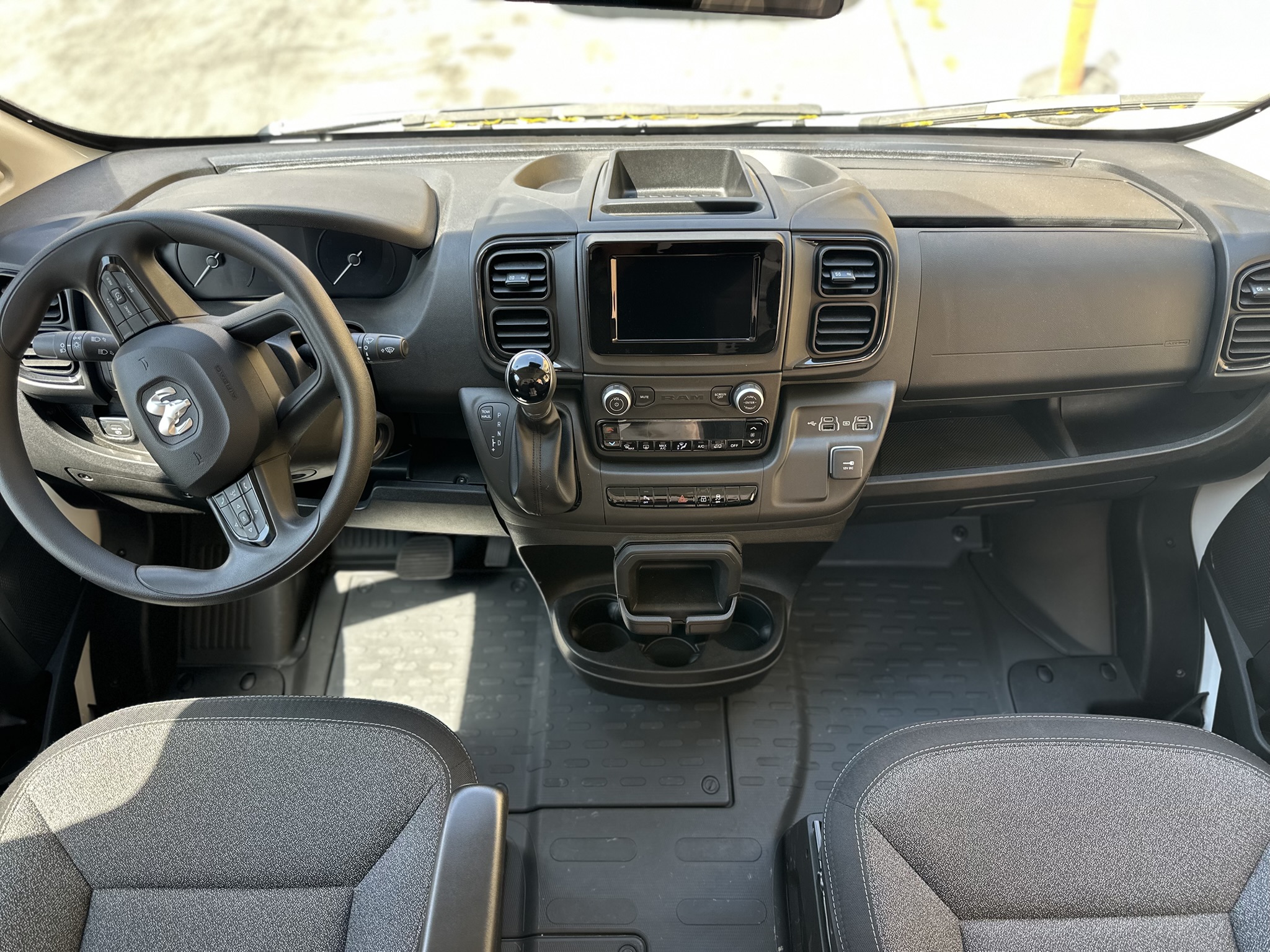 Used 2022 RAM ProMaster 2500 w/ Interior LED Lighting Group FWD image 8