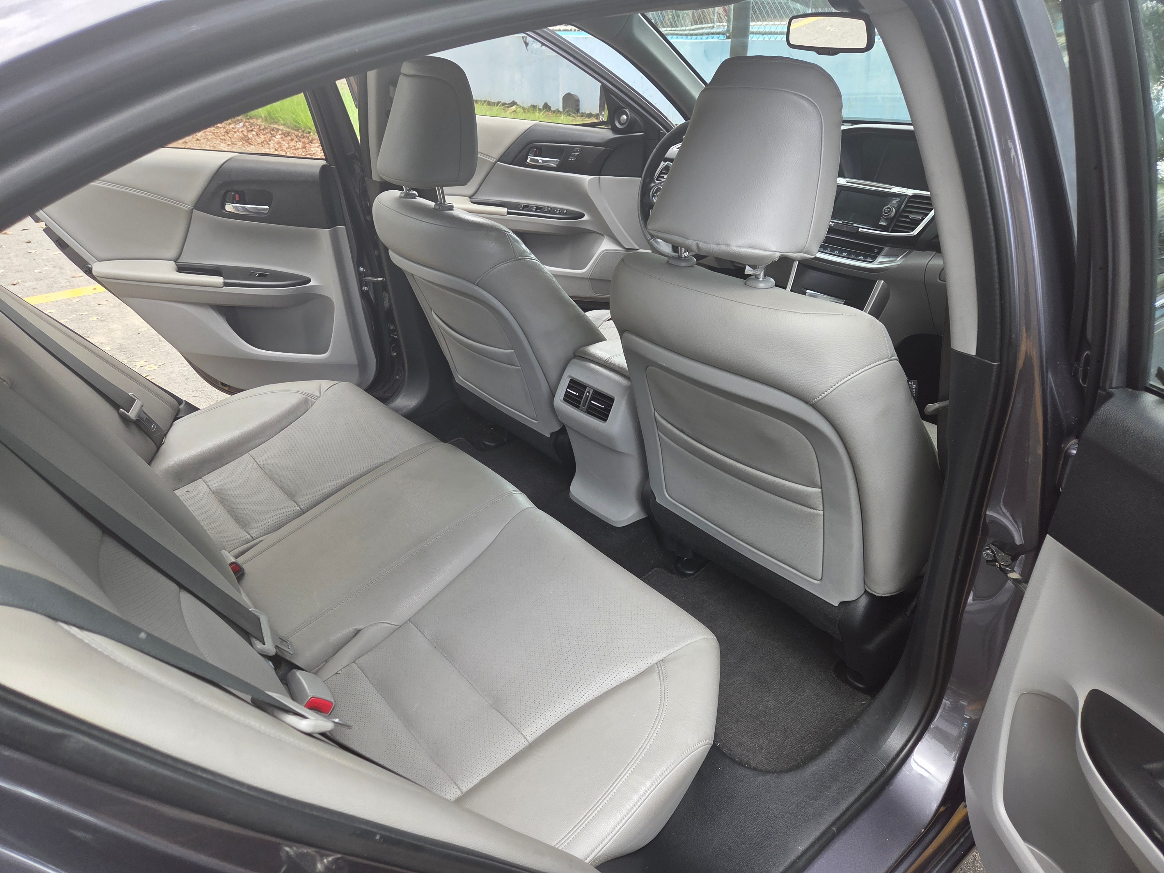 Used 2014 Honda Accord EX-L image 9