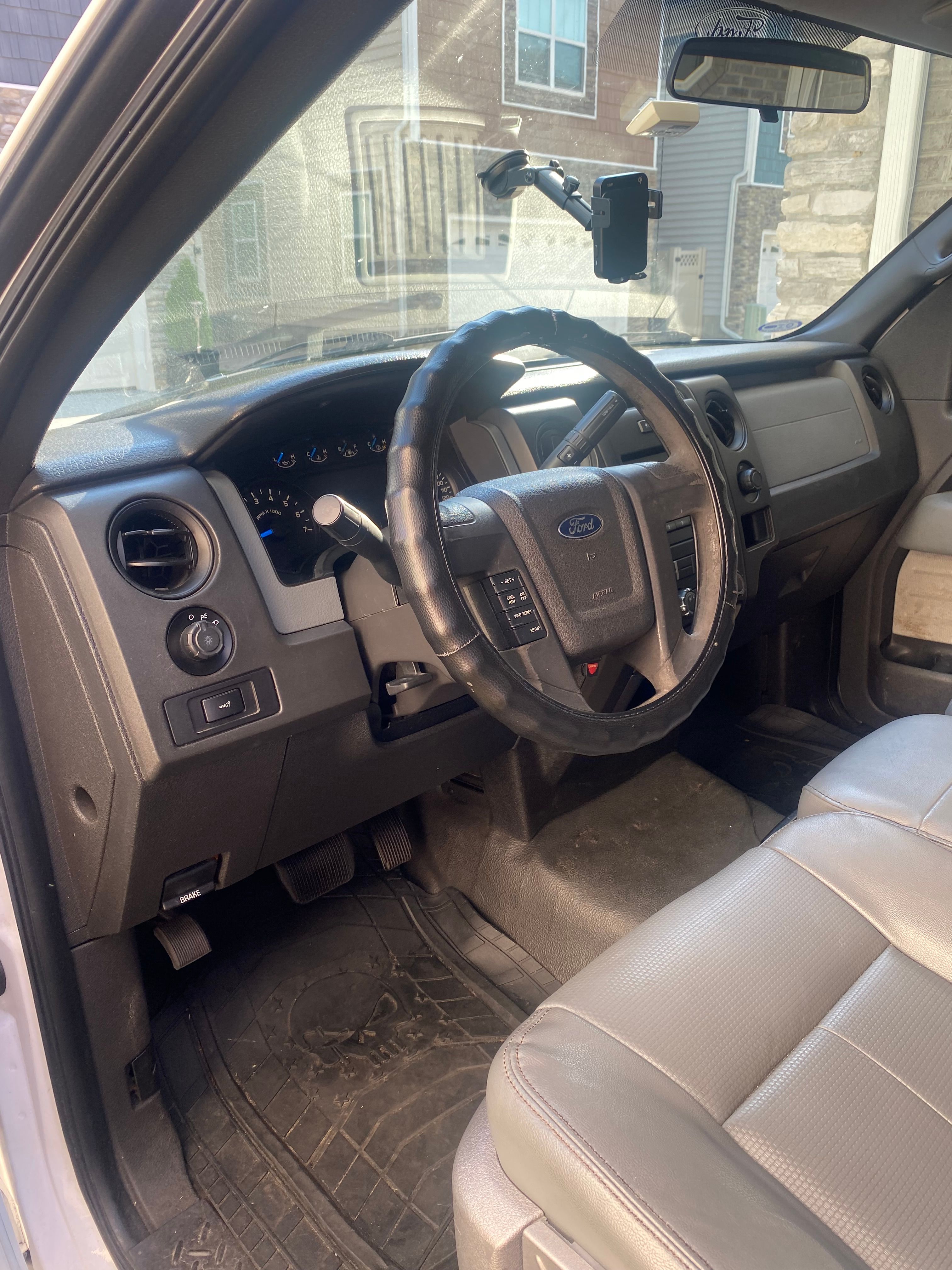 Used 2014 Ford F150 XL w/ Power Equipment Group RWD image 9