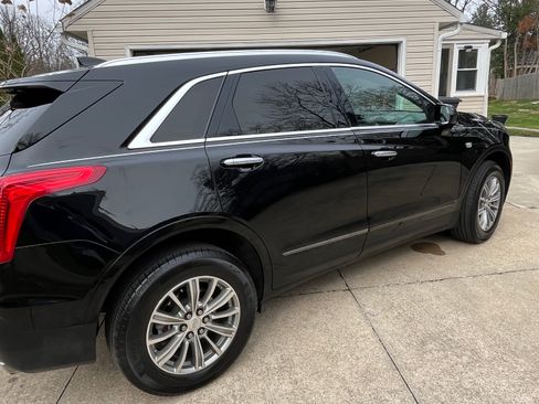 Used 2018 Cadillac XT5 Luxury w/ Driver Awareness Package image 17