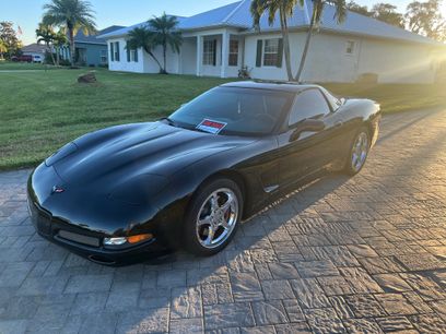 Used 1997 Chevrolet Corvette Coupe w/ Memory Pkg