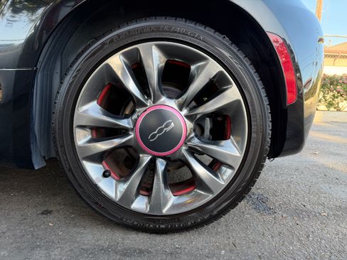 Used 2014 FIAT 500 GQ Edition w/ Comfort/Convenience Group FWD image 11