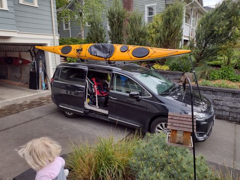 Used 2020 Chrysler Pacifica Touring-L image 5