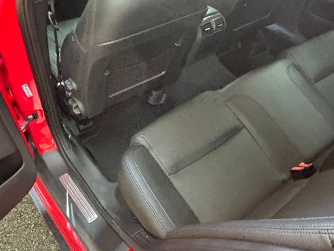 Used 2009 Pontiac G8 GT w/ Premium Package RWD image 13