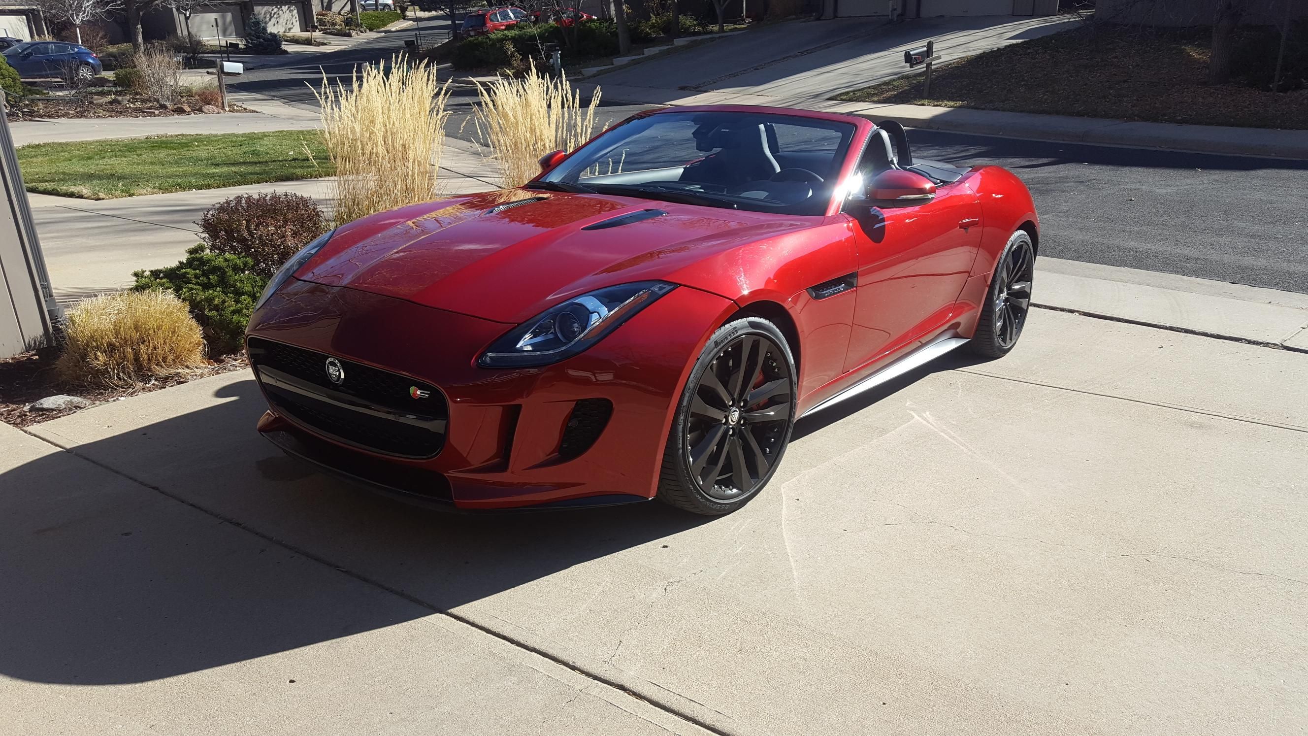 Used 2014 Jaguar F-TYPE S RWD image 2