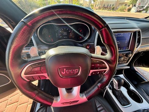 Used 2018 Jeep Grand Cherokee Trackhawk image 8