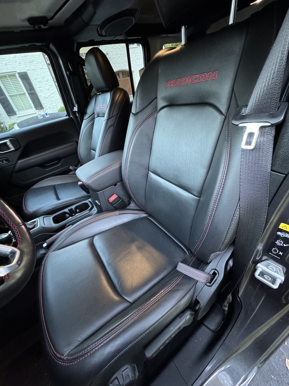 Used 2021 Jeep Wrangler Unlimited Rubicon AWD/4WD image 11