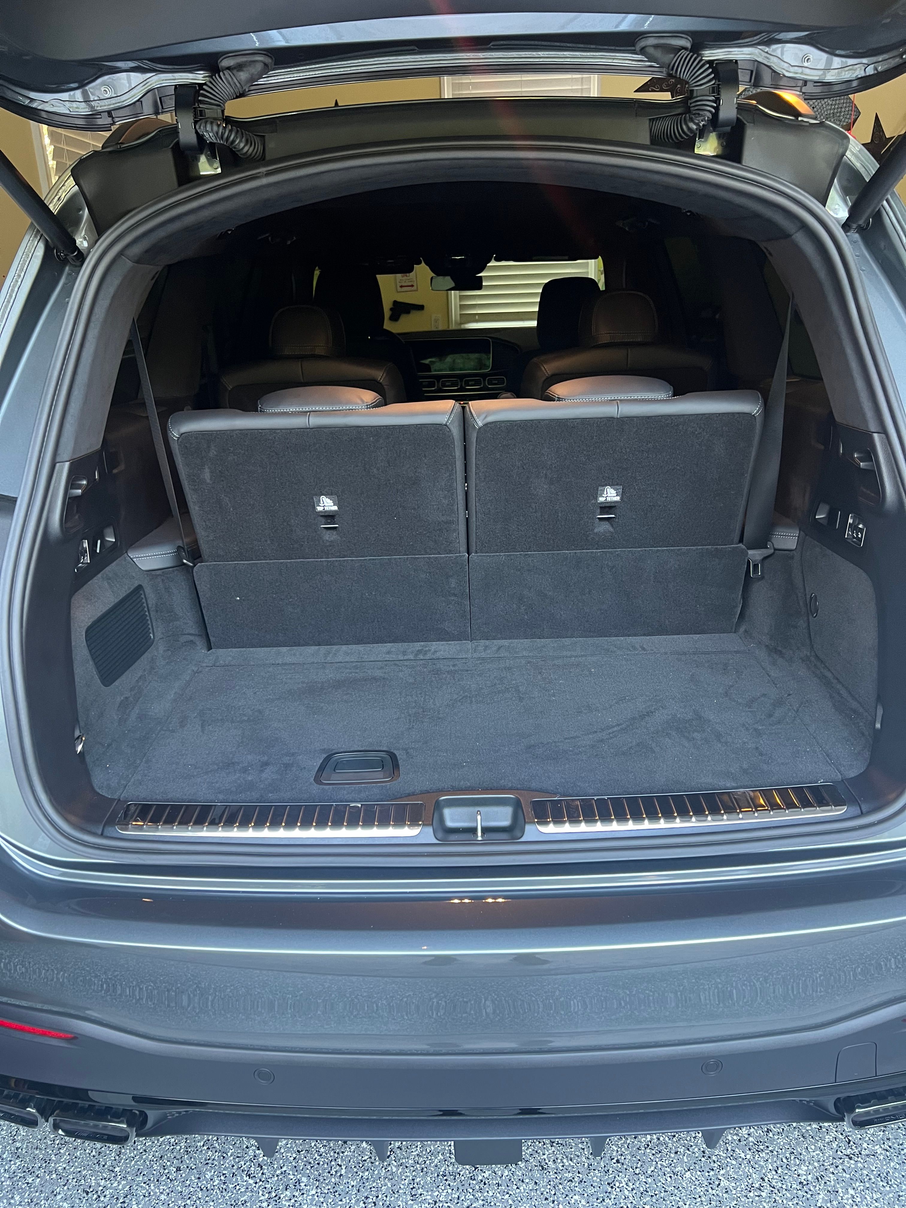 Used 2025 Mercedes-Benz GLS 63 AMG 4MATIC image 5