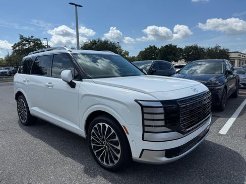 Used 2026 Hyundai Palisade Calligraphy image 1