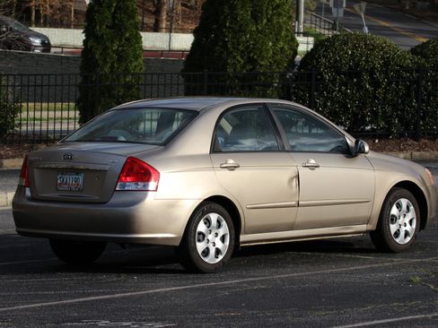 Used 2007 Kia Spectra EX image 6