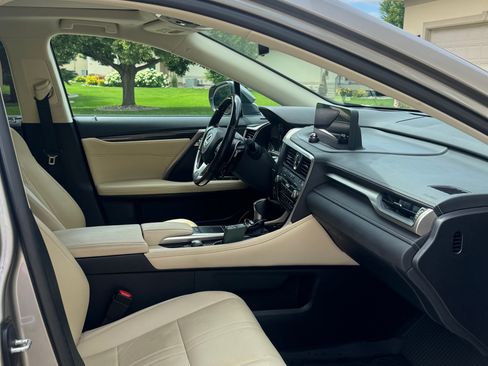 Used 2021 Lexus RX 450h AWD w/ Luxury Package image 12