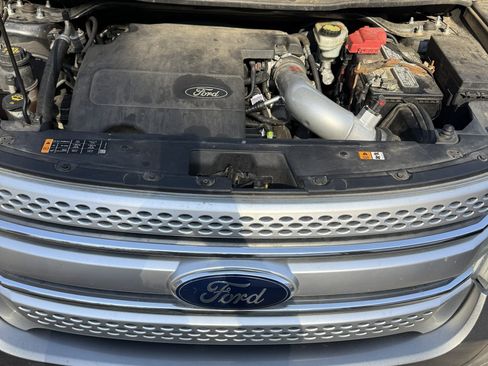 Used 2013 Ford Explorer XLT image 13