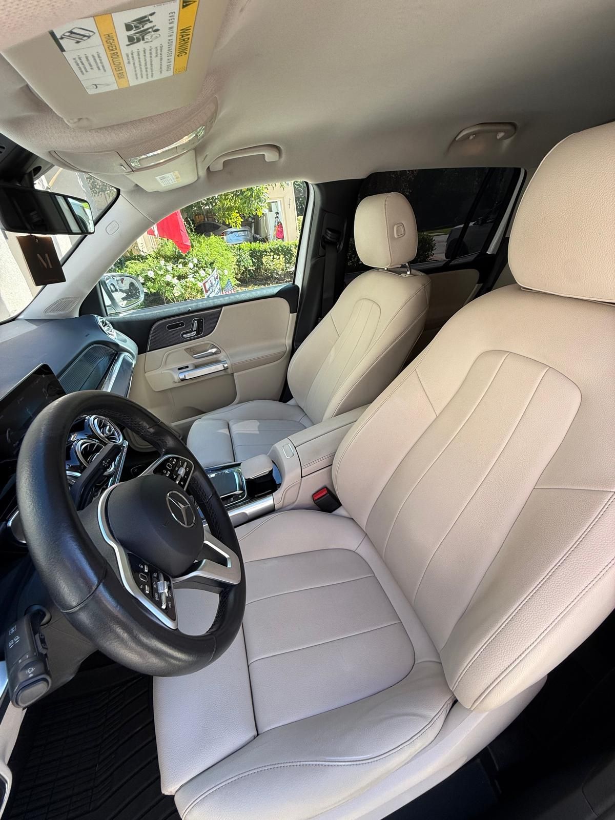 Used 2020 Mercedes-Benz GLB 250 4MATIC image 12