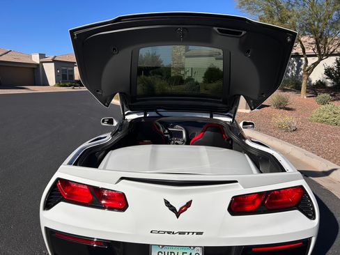 Used 2019 Chevrolet Corvette Stingray Coupe w/ Battery Protection Package image 13