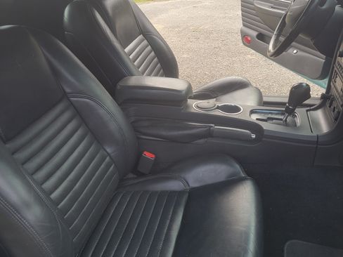 Used 2002 Ford Thunderbird image 9