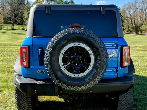 Used 2022 Ford Bronco Badlands image 2