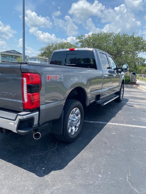 Used 2023 Ford F350 Lariat w/ Tow Technology Package AWD/4WD image 9