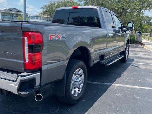 Used 2023 Ford F350 Lariat w/ Tow Technology Package AWD/4WD image 9