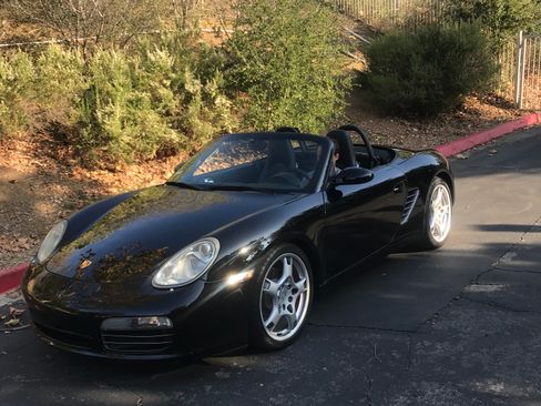 Used 2005 Porsche Boxster S image 4