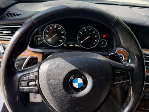 Used 2015 BMW 760Li RWD image 16