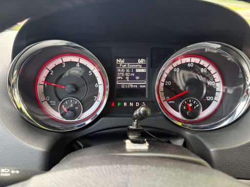 Used 2016 Dodge Grand Caravan R/T FWD image 21