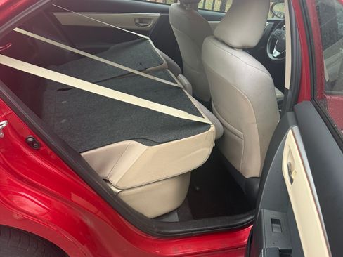 Used 2015 Toyota Corolla LE image 17