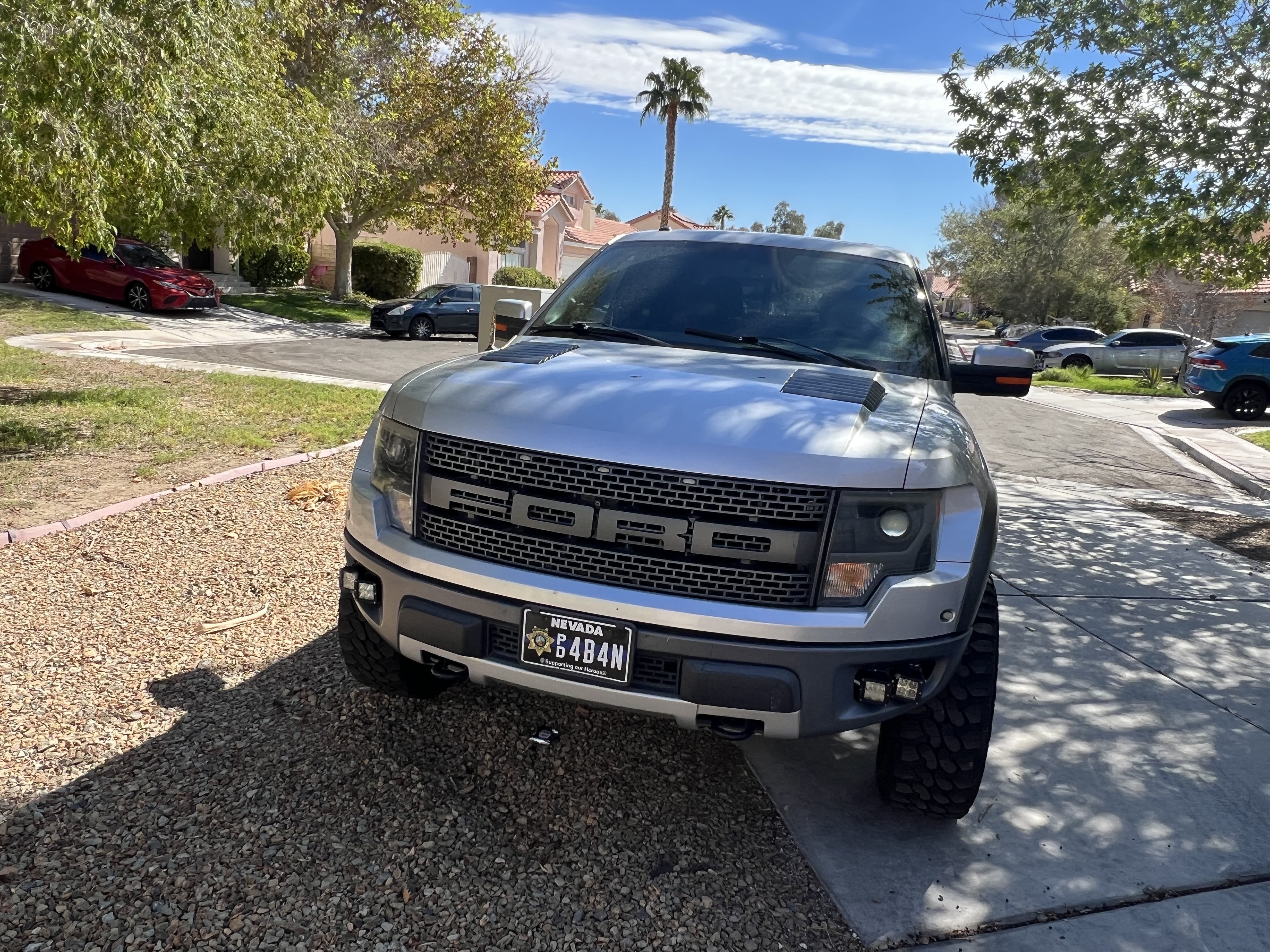 Used 2014 Ford F150 Raptor w/ Equipment Group 801A Luxury AWD/4WD image 12