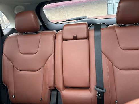 Used 2019 Ford Edge Titanium w/ Equipment Group 301A image 14