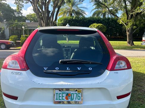 Used 2011 Volvo C30 image 13