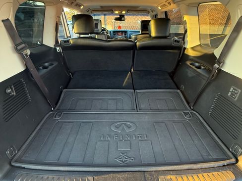 Used 2016 INFINITI QX80 Sport Utility 4D w/ 22" Wheel Package image 10