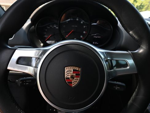Used 2014 Porsche Cayman RWD image 16